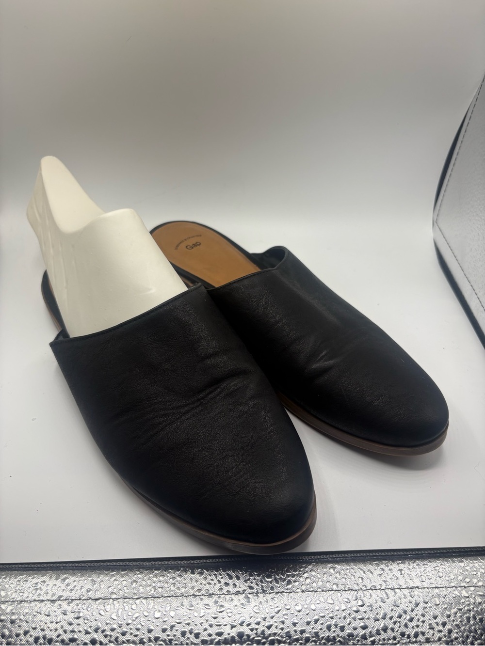 GAP Black Leather Slip-On Mules Womens 8